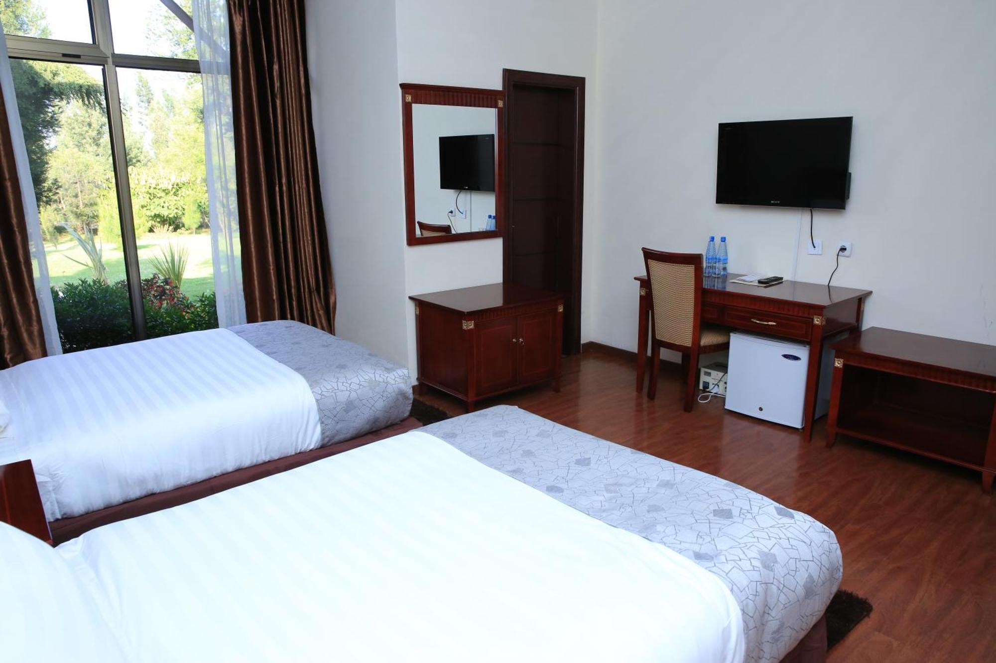 Yaya Africa Athletics Village Sululta Bagian luar foto