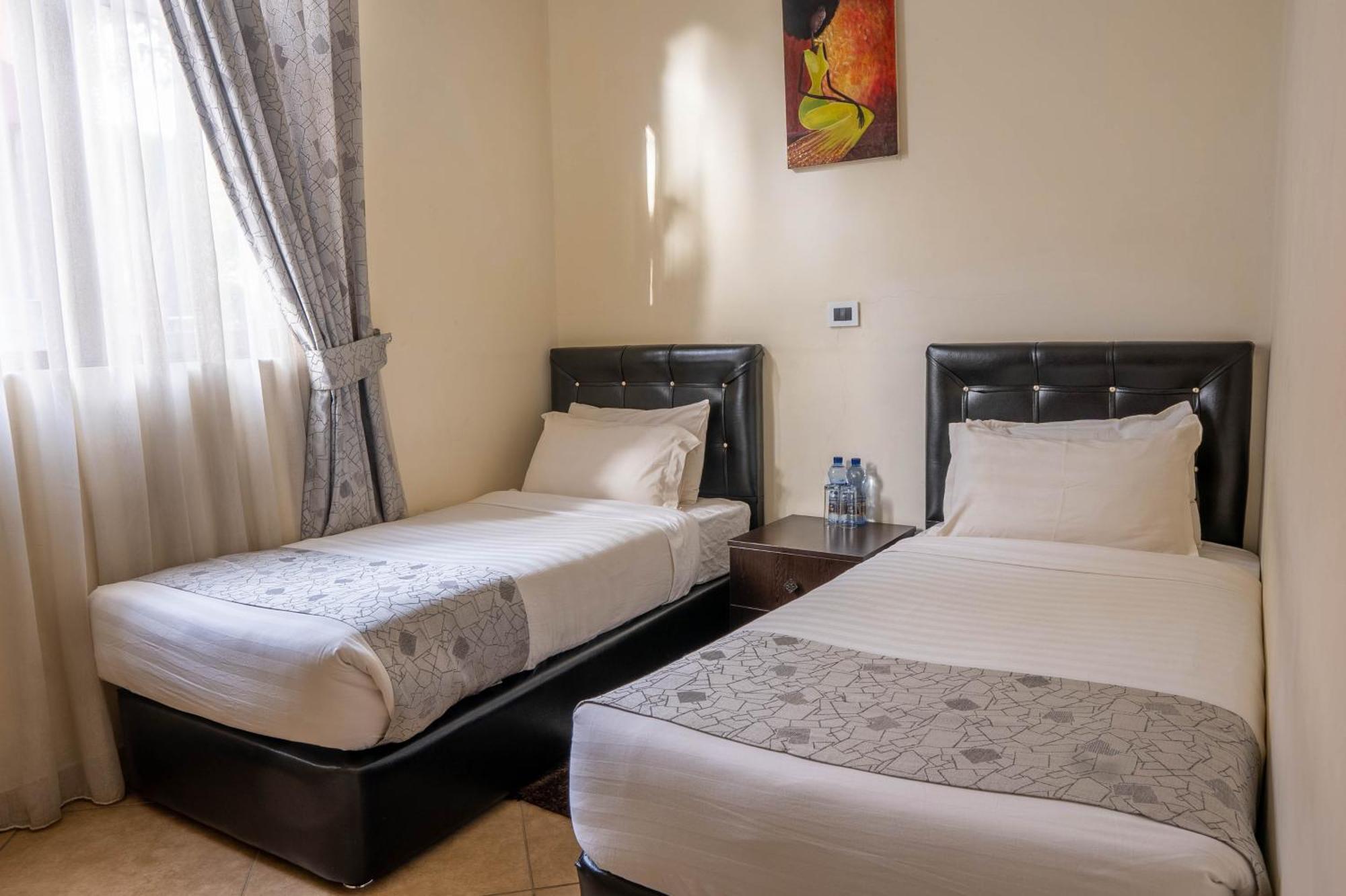 Yaya Africa Athletics Village Sululta Bagian luar foto